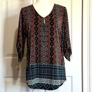 Tacera size Small tunic Aztec pattern mid sleeve pullover blouse front zip.
